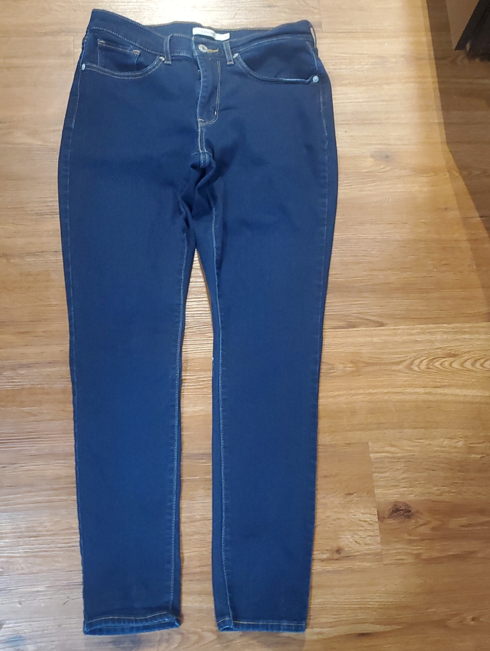 Levi's Women's Dark Blue Skinny Jeans